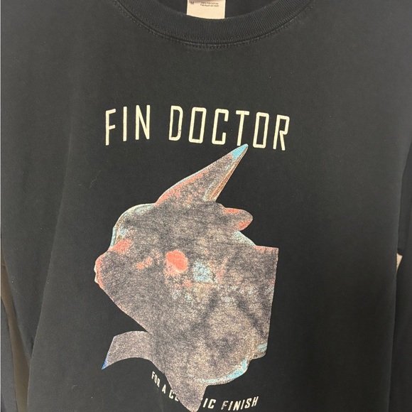Vintage Fin Doctor Men’s Black Graphic Long Sleeve T-shirt Medium - Picture 2 of 3